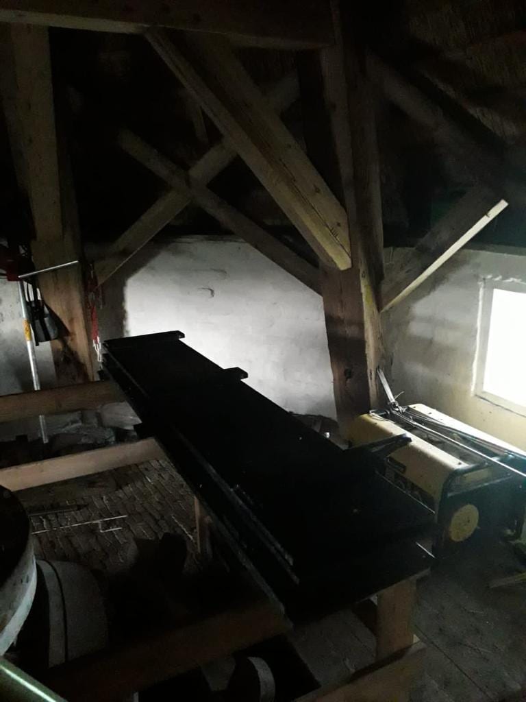 Houtworm-in-molens-Hoekstra-Bedrijfshygiene-Snip-molen